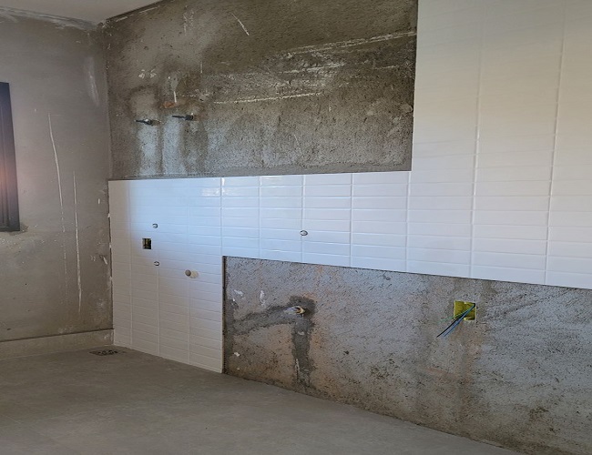 تركيب سيراميك جدران تركيب سيراميك جدران