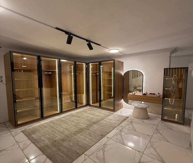 تفصيل سرير مع إضاءة LED بالرياض